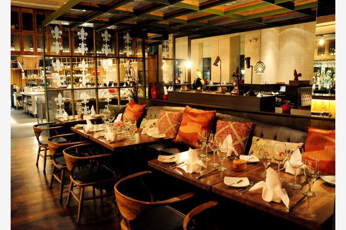 artisans french restaurant interior - for degas