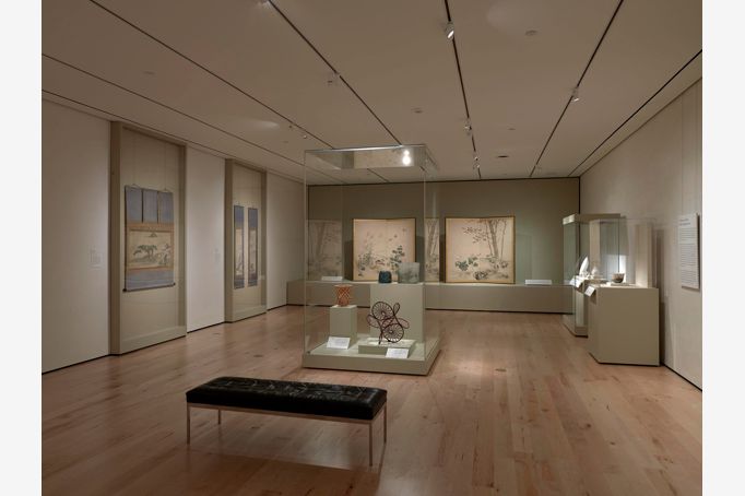 Arts of Japan gallery - installation view