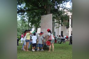 Signing the Declaration of Independence | Bayou Bend July 4