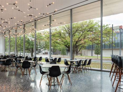 Visit - Dining Cafe Leonelli
